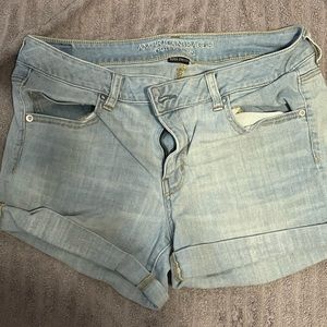American Eagle MIDI stretch jean shorts